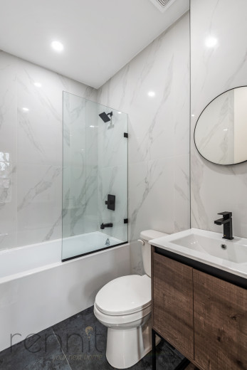 893 4th Ave, Apt 2L Image 4