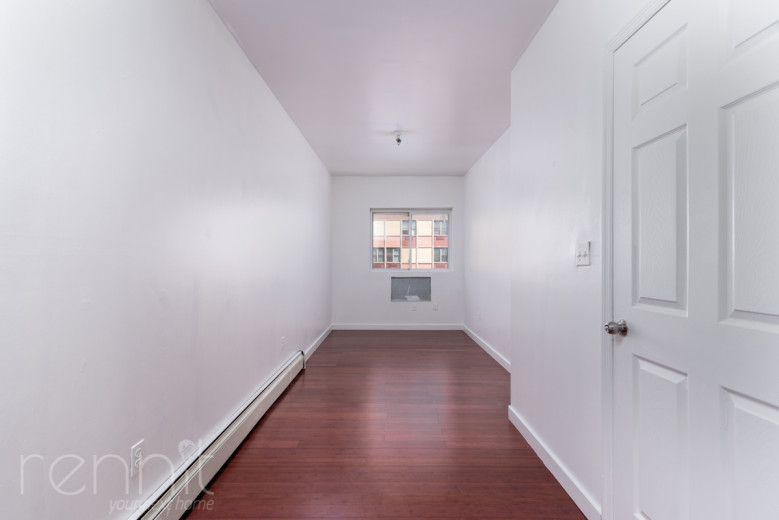 1026 Broadway, Apt 3 Image 3