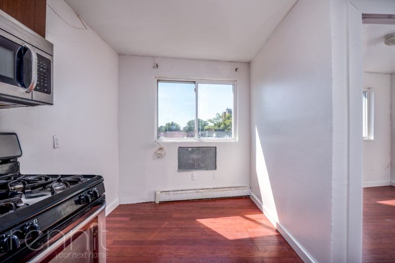 1026 Broadway, Apt 3 Image 7