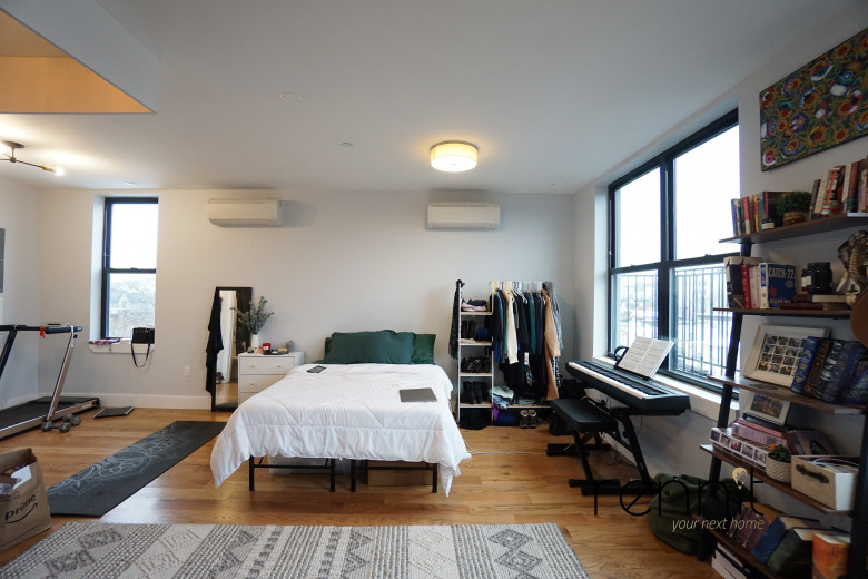 1160 Rogers Ave, Apt 4B Image 1