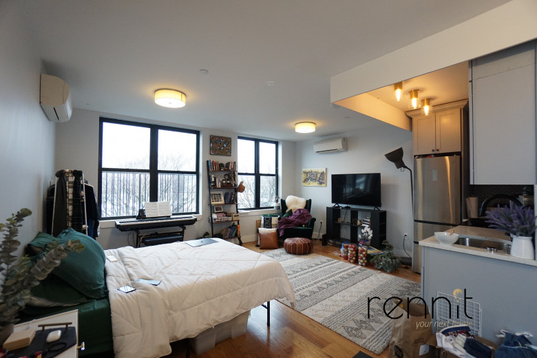 1160 Rogers Ave, Apt 4B Image 3