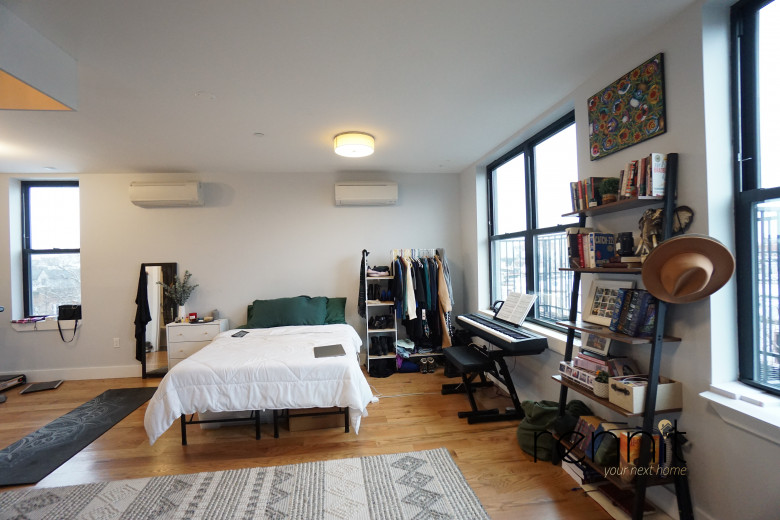 1160 Rogers Ave, Apt 4B Image 5