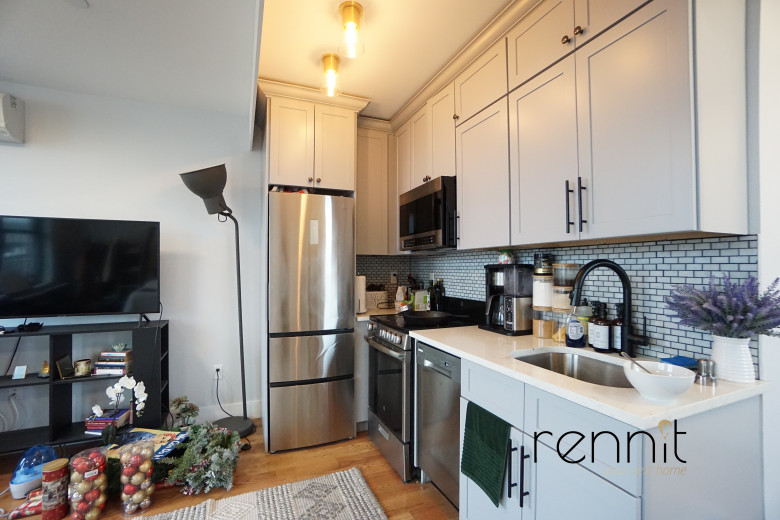 1160 Rogers Ave, Apt 4B Image 7