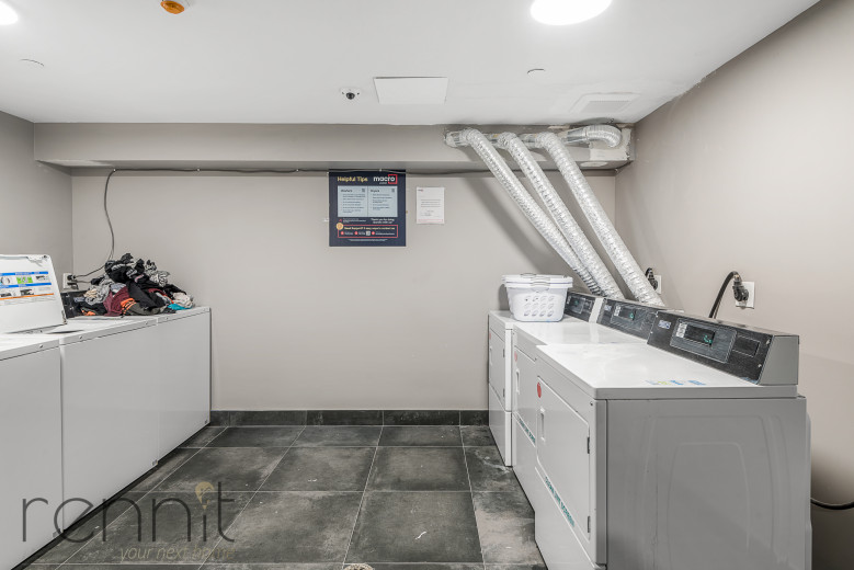 853 Lexington Ave, Apt 2E Image 18