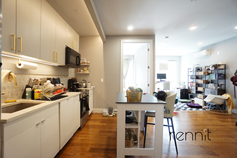 853 Lexington Ave, Apt 2E Image 4