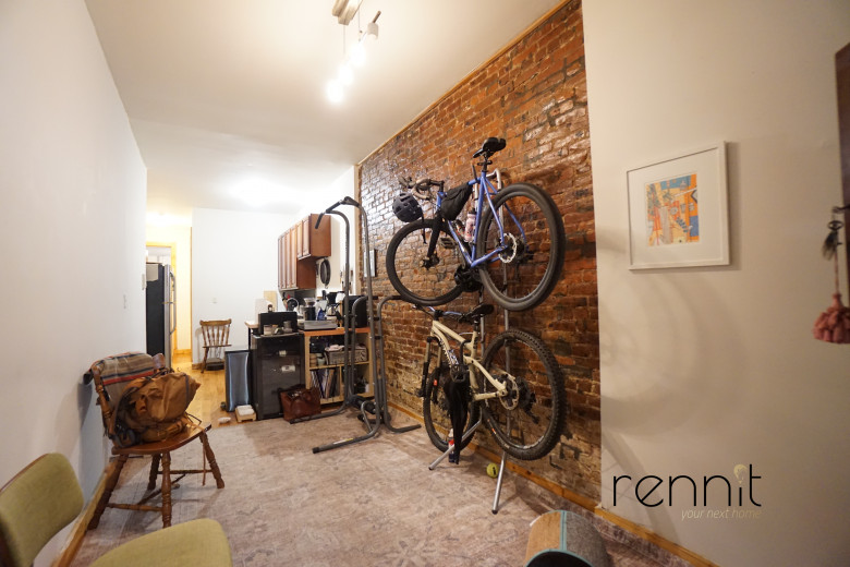 319 Jefferson St, Apt 1R Image 14