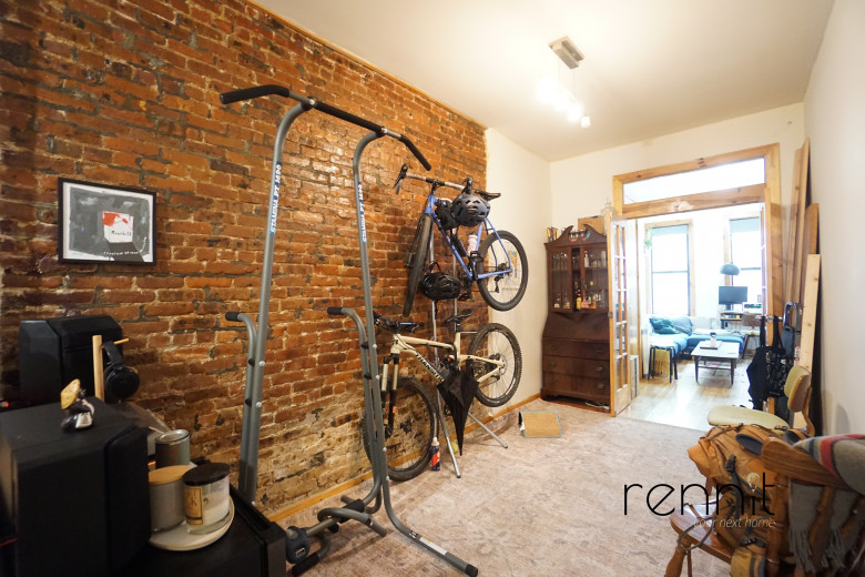 319 Jefferson St, Apt 1R Image 15