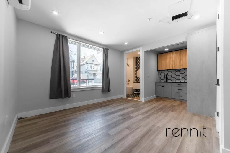 1565 New York Ave, Apt 1A Image 1