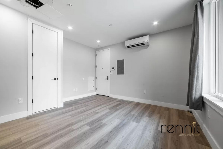 1565 New York Ave, Apt 1A Image 6