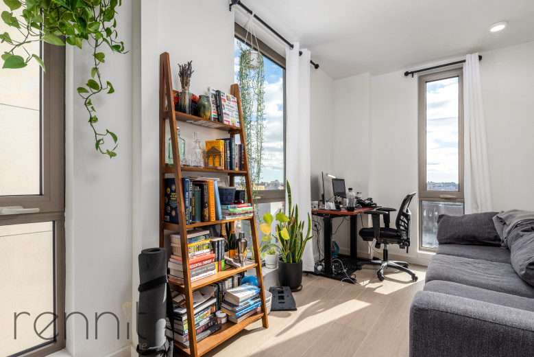 33 Little Nassau St, Apt 907 Image 1