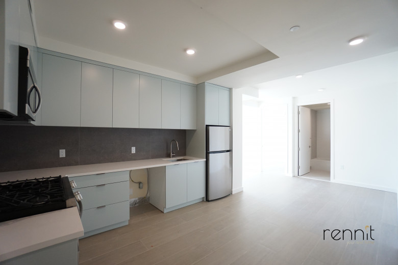 33 Little Nassau St, Apt 909 Image 9