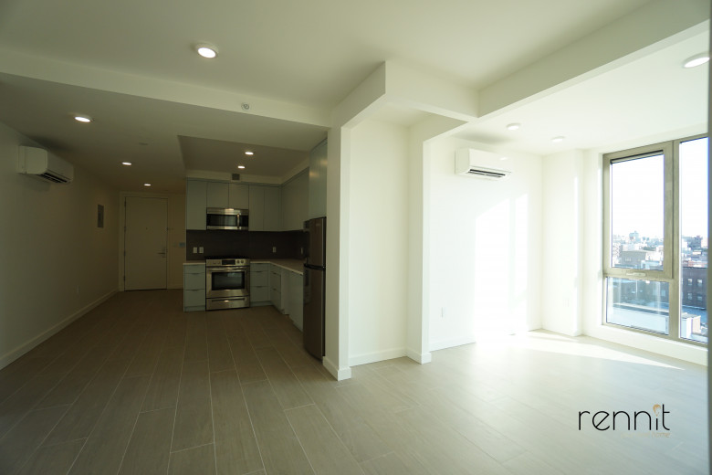 33 Little Nassau St, Apt 909 Image 11