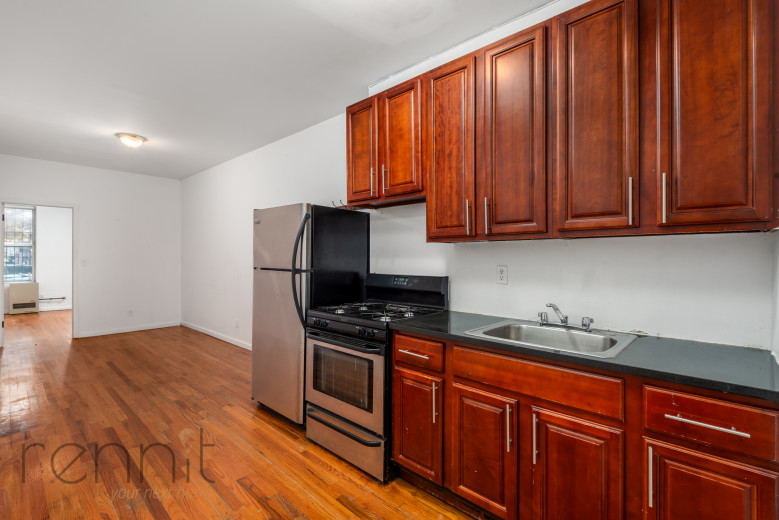 141 Thames St, Apt 1L. Image 1