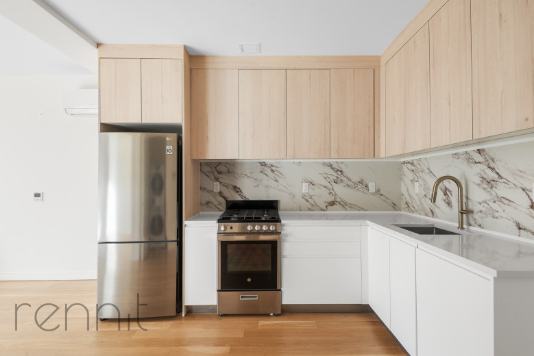 375 Dean St, Apt 412 Image 2