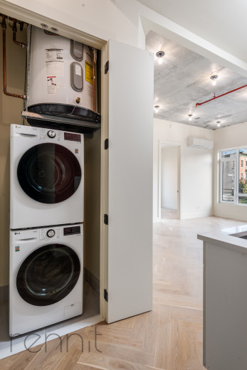 179 Meserole St, Apt 2A Image 7