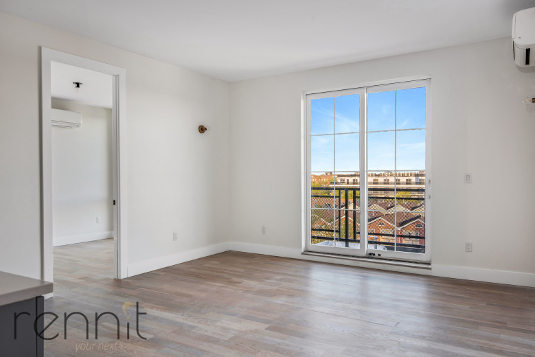 933 Rogers Ave, Apt 5E Image 2