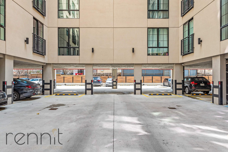 933 Rogers Ave, Apt 5E Image 17