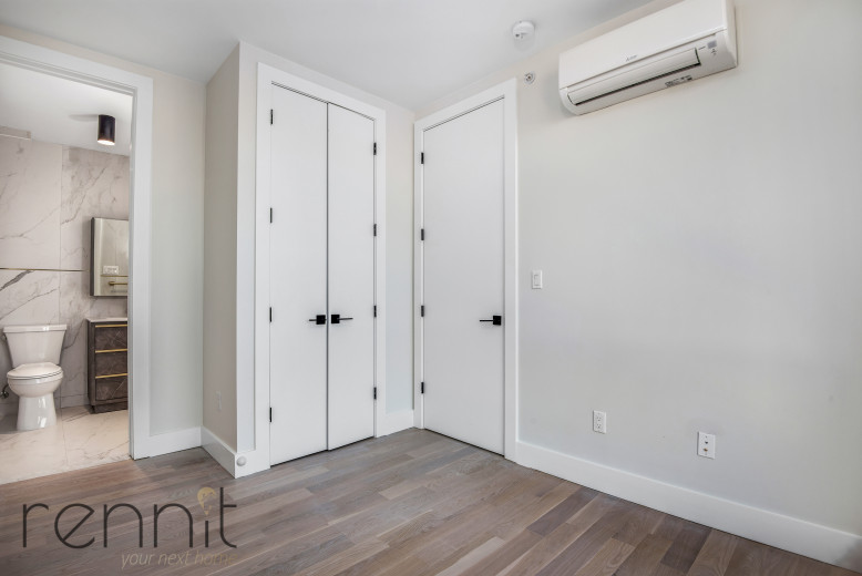 933 Rogers Ave, Apt 5E Image 8
