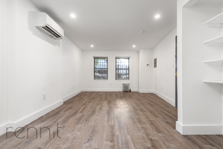 320 Throop Ave, Apt 1 Image 2