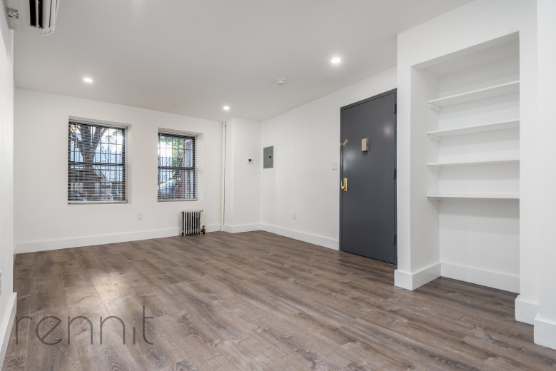 320 Throop Ave, Apt 1 Image 5