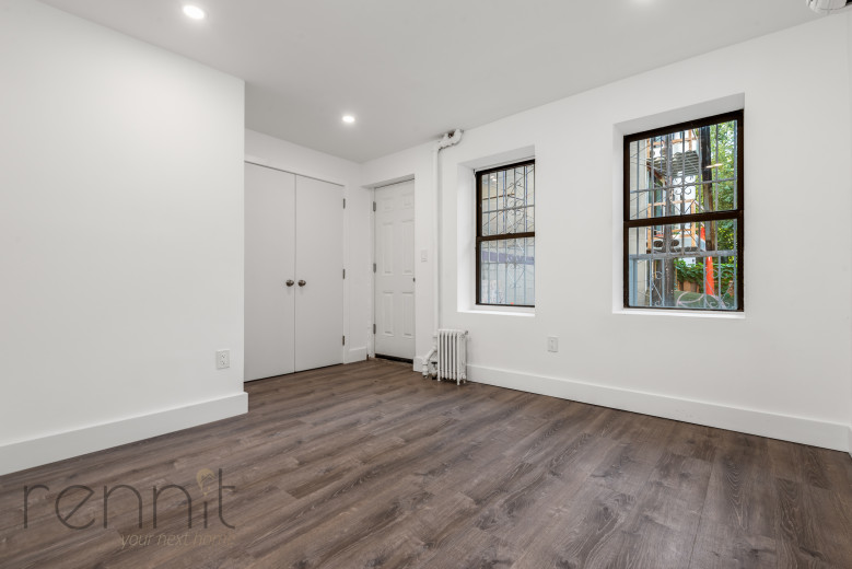 320 Throop Ave, Apt 1 Image 9
