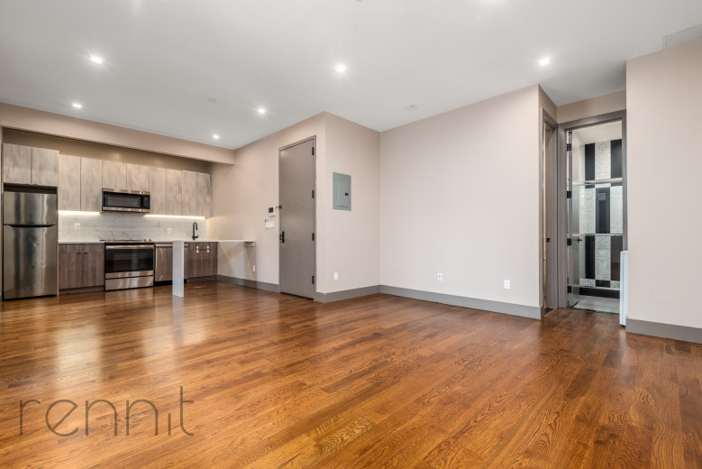 209 Troy Ave, Apt 2A Image 1