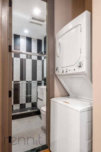 209 Troy Ave, Apt 2A Image 10