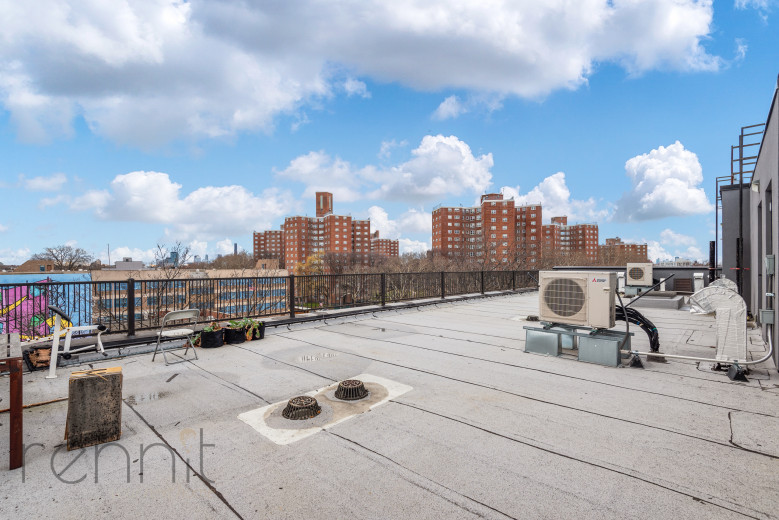 209 Troy Ave, Apt 2A Image 18
