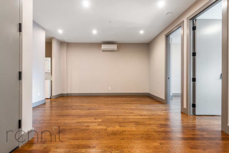 209 Troy Ave, Apt 2A Image 4
