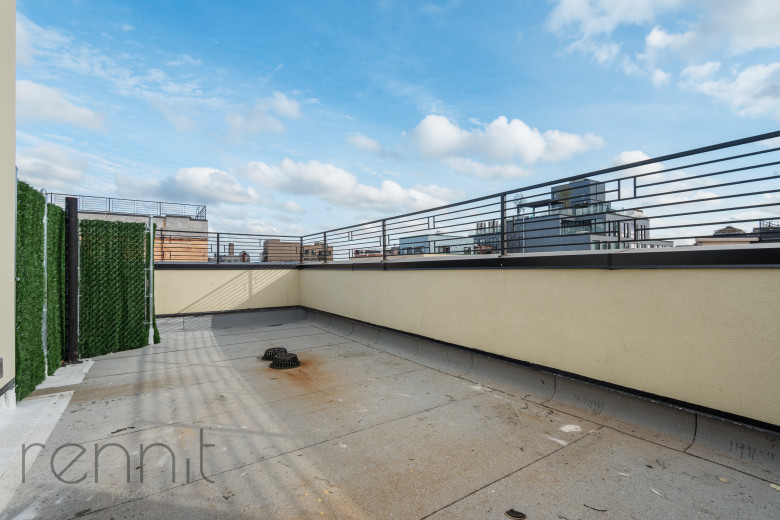 179 Meserole St, Apt 4A Image 15
