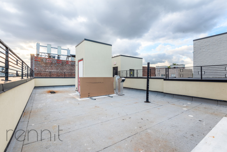 179 Meserole St, Apt 4A Image 18
