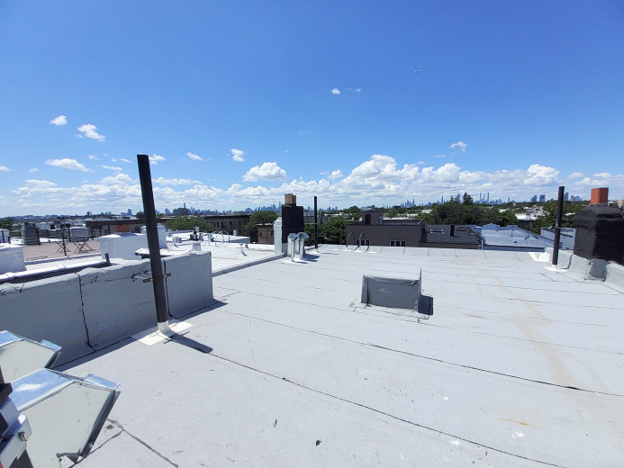 2039 Gates Ave, Apt 1D Image 15
