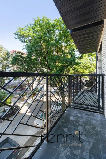 762 East 32nd St, Apt 3A Image 3