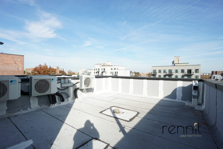 762 East 32nd St, Apt 3A Image 19