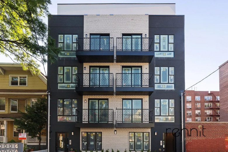 762 East 32nd St, Apt 3A Image 6