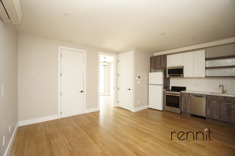 762 East 32nd St, Apt 3A Image 7