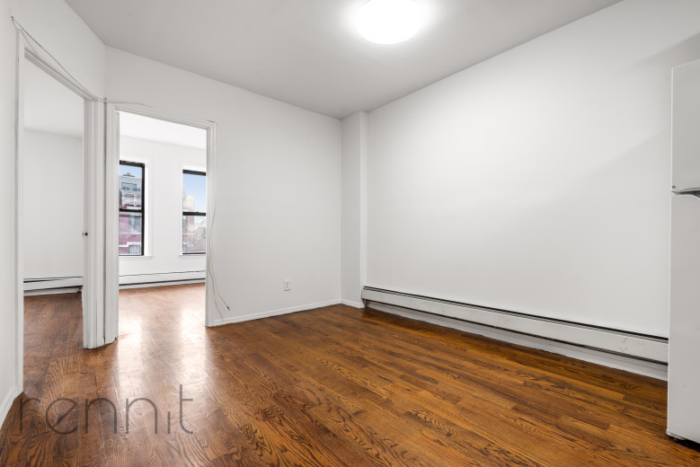 851 Lafayette Ave, Apt 4 Image 2