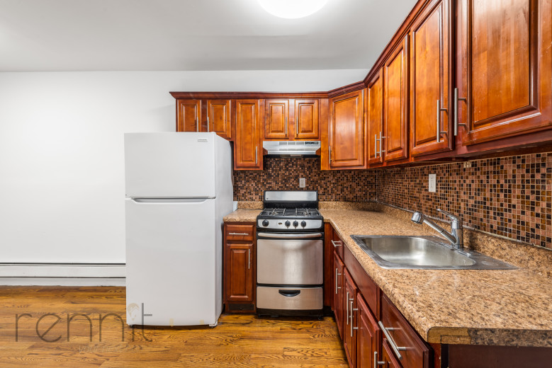 851 Lafayette Ave, Apt 4 Image 3