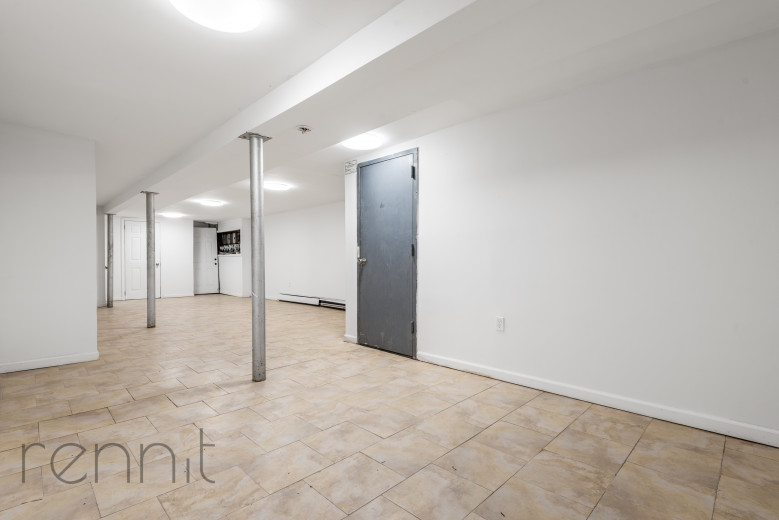 851 Lafayette Ave, Apt 1 Image 13