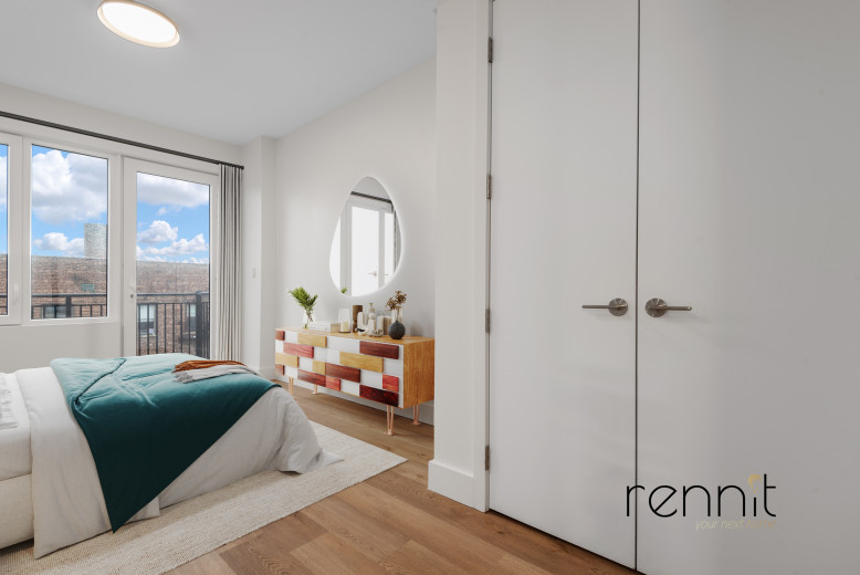 2039 Ocean Ave, Apt 705 Image 11