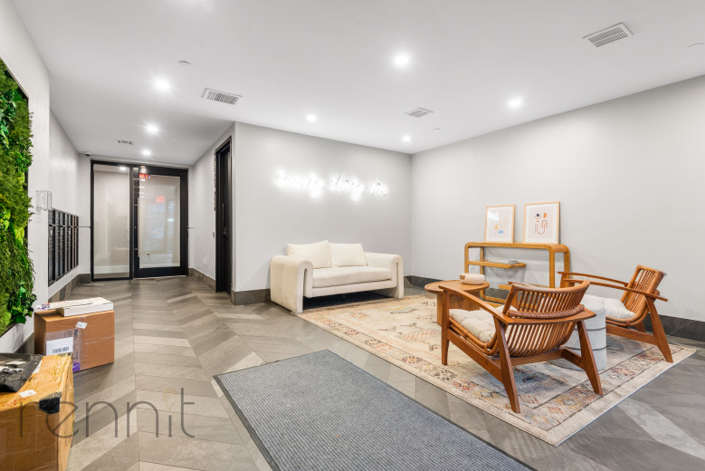 2039 Ocean Ave, Apt 705 Image 25