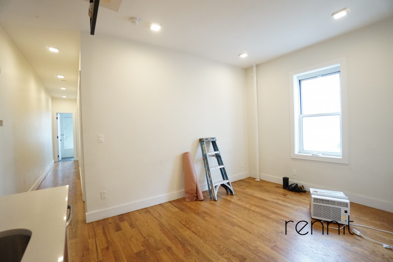 2584 Bedford Ave, Apt 2B Image 1
