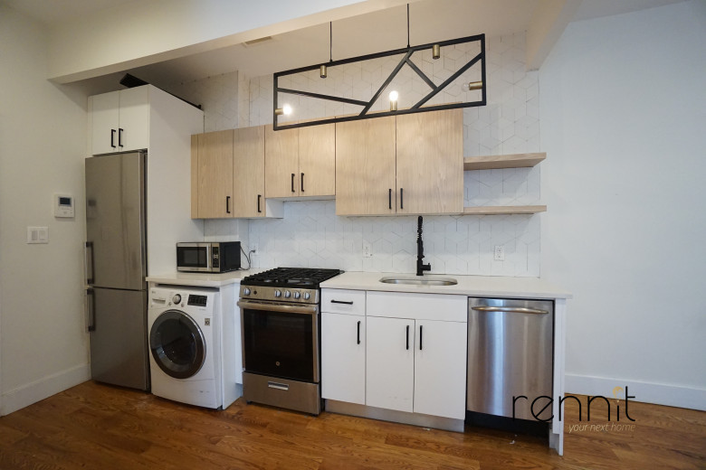 2584 Bedford Ave, Apt 2B Image 4