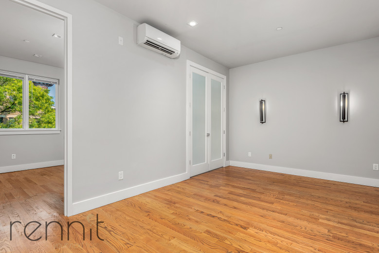 1446 Bedford Ave, Apt 2B Image 5