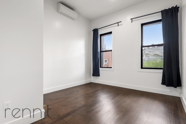 241 Devoe St, Apt 3L Image 6
