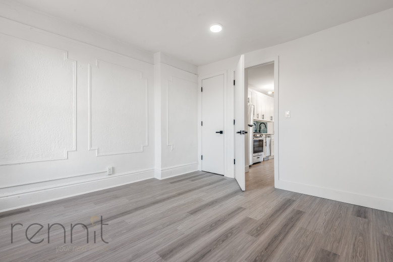 798 Lafayette Ave, Apt 3 Image 7