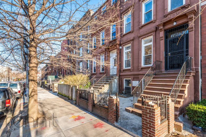 798 Lafayette Ave, Apt Garden-level Image 17