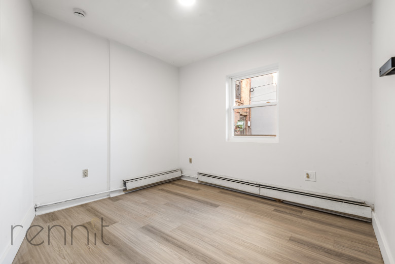 798 Lafayette Ave, Apt Garden-level Image 8