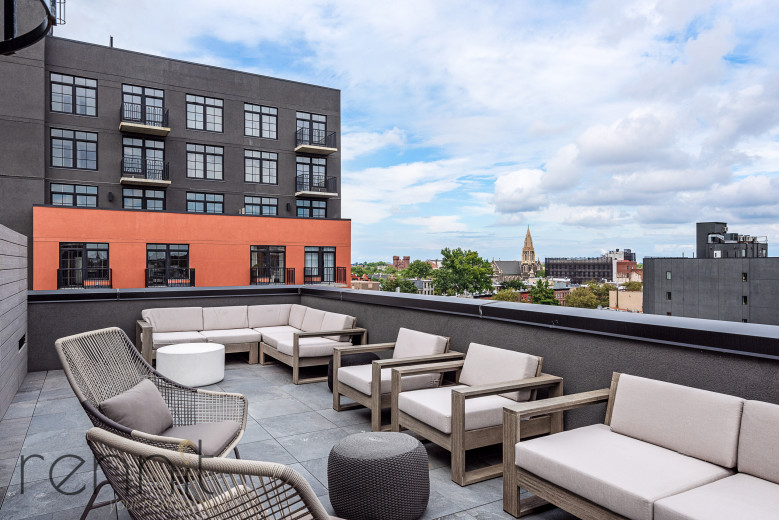 293 Herkimer St, Apt 401 Image 9