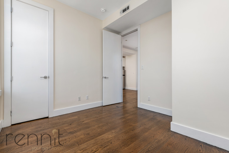 630 Central Ave, Apt 3L Image 9